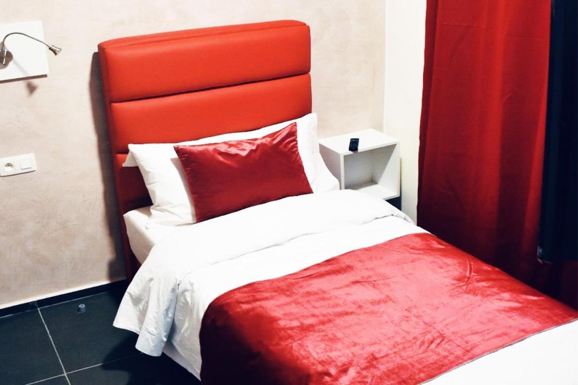 Hotel Onyx Expo Jette Екстер'єр фото
